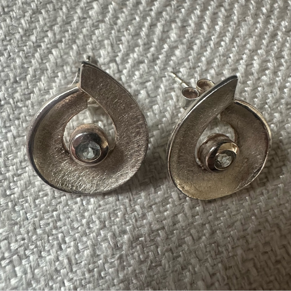 Elegant 925 Silver Swirl Earrings from Poland